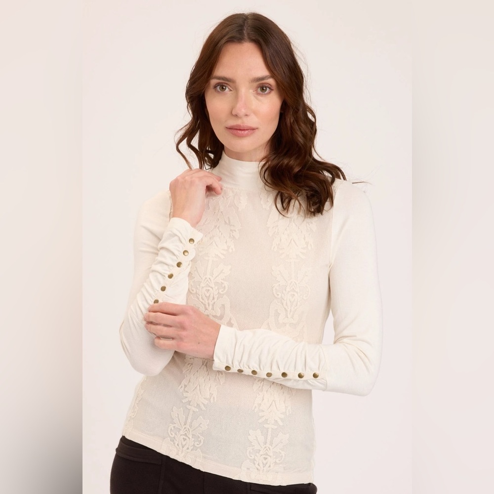 XCVI Monroe Elegant Long Sleeves Shirt Blouse Top